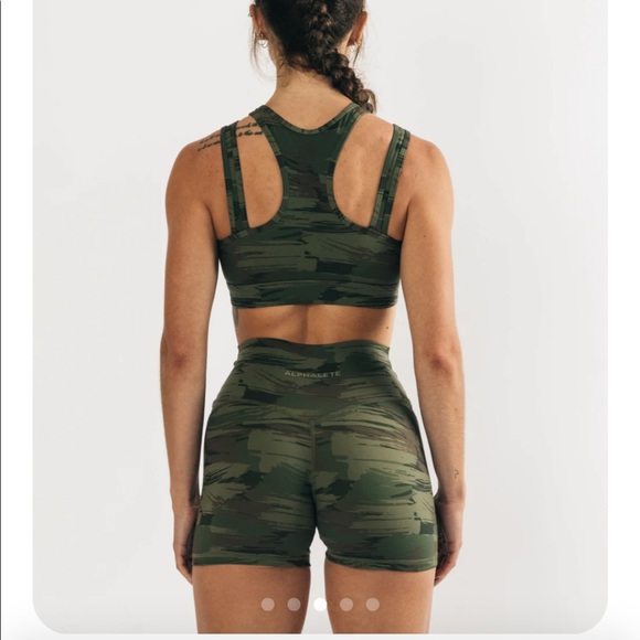 Alphalete Camo Sports Bra - Picture 4 of 4